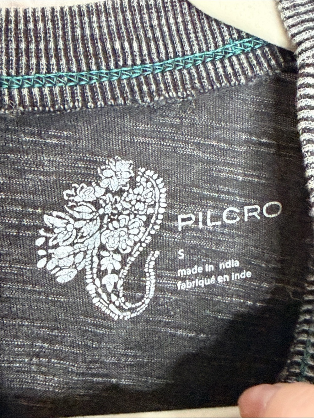 Pilcro Washed Black Sleeveless Crew Tank - Picture 7 of 10